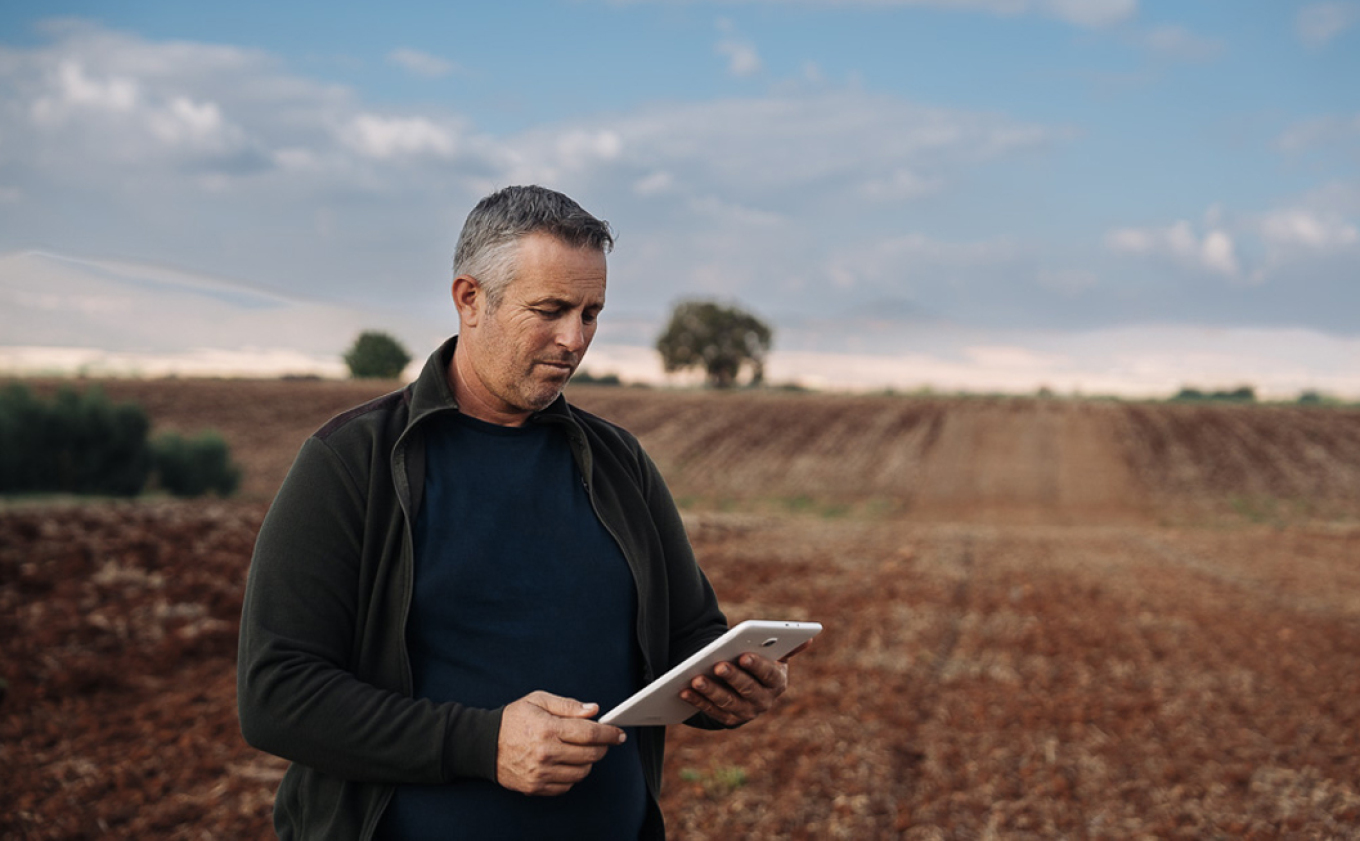 Πώς μπορεί η τεχνολογία να αλλάξει την καλλιέργεια στη χώρα και να δημιουργήσει μια νέα γενιά παραγωγών 