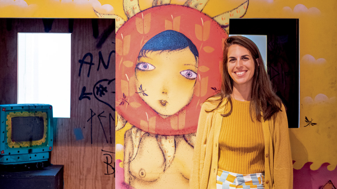 Laura  Wilmotte: Με το σφυρί στο χέρι