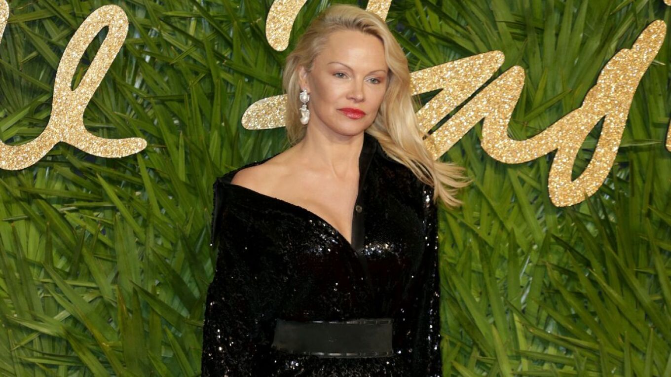 Πάμελα Άντερσον: Ο βιασμός στα 12, η κακοποίηση από την μπέιμπι σίτερ και ο Τόμι Λι