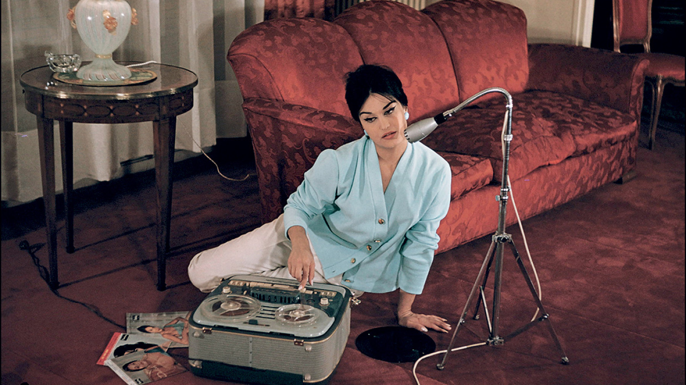 Dalida: Η λαμπερή ζωή και οι φονικοί της έρωτες