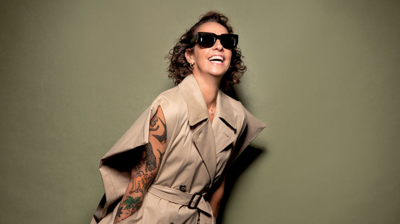 Πατρίσια Φωτίου: Γυάλινος Κόσμος