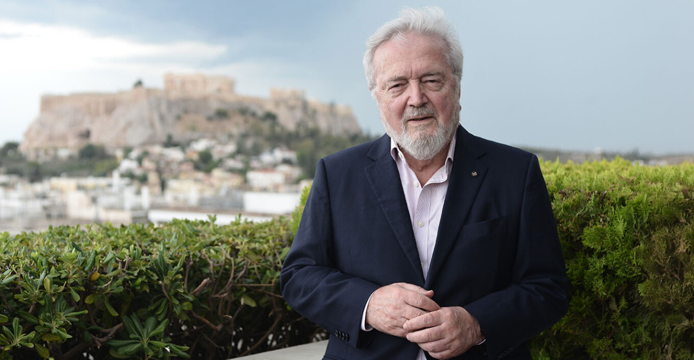 Νίκος Γκατζογιάννης: 40 χρόνια μετά την «Ελένη» κι ακόμα περιμένουμε μία συγγνώμη για τον Εμφύλιο