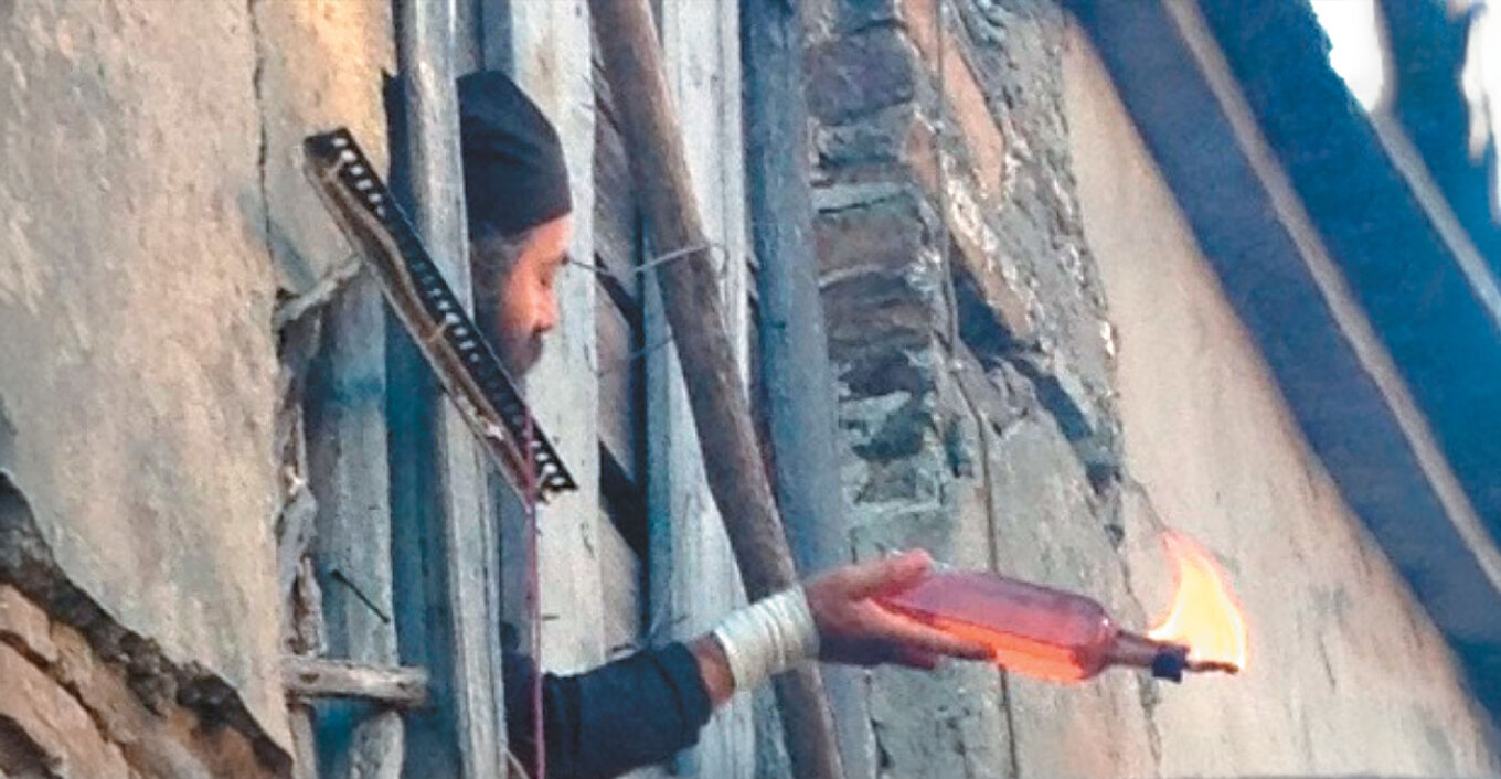 Ιερά Μονή Εσφιγμένου Αγίου Όρους: Η ιστορία της πολιορκίας που κρατάει μισό αιώνα