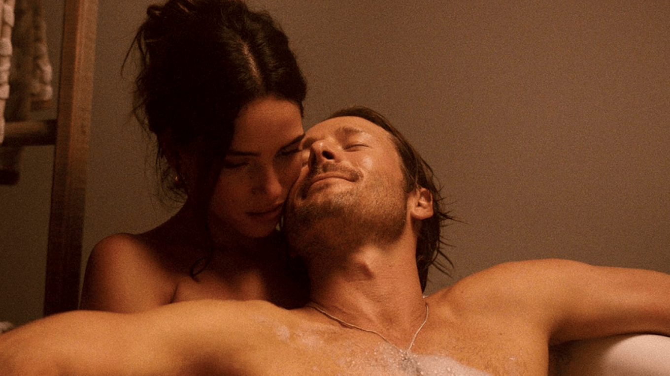 Adria Arjona - Glen Powell: Μαθήματα ερωτικής χημείας