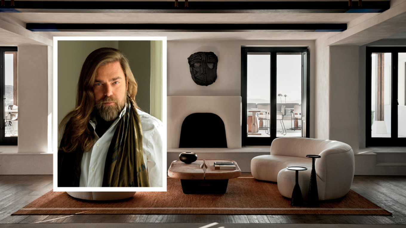 Βαγγέλης Μπόνιος, τo interior άγγιγμα του Μίδα