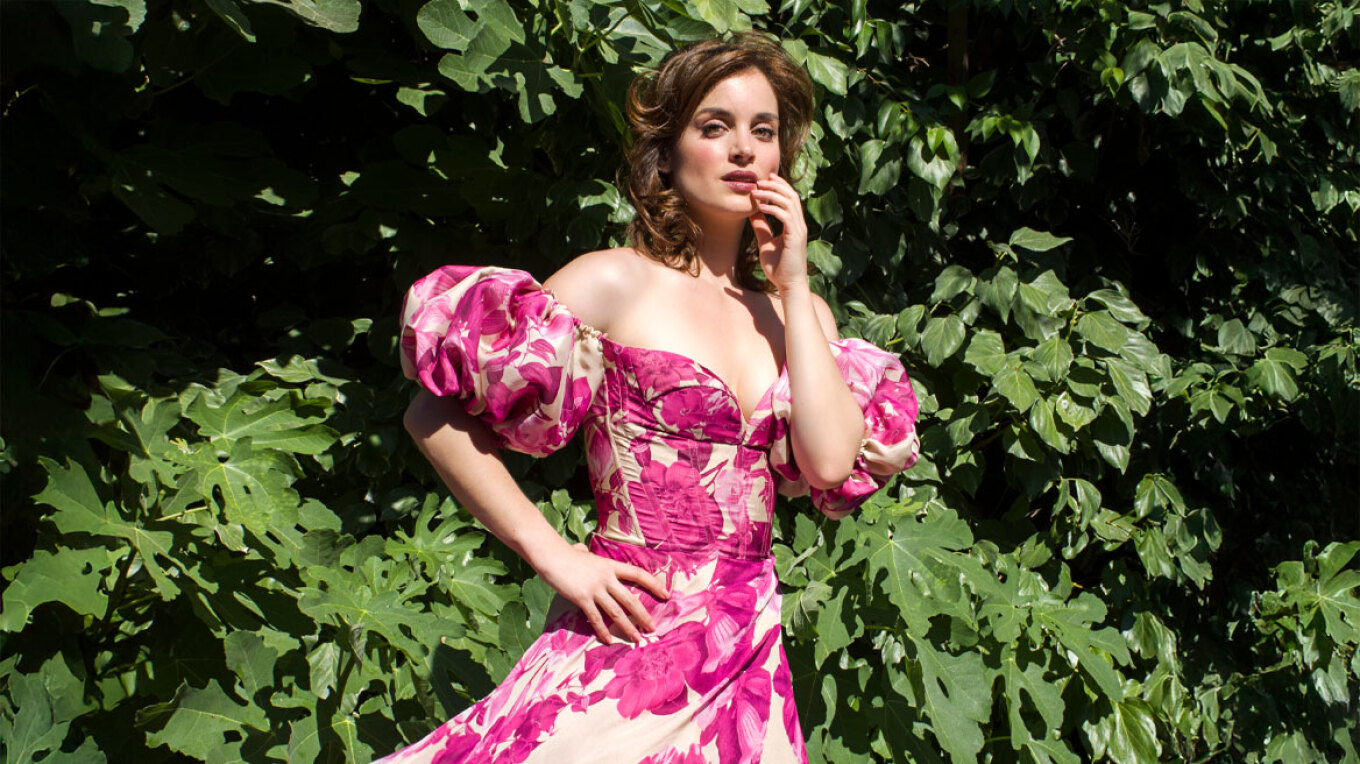 Σμαράγδα Αδαμοπούλου, η σαγηνευτική ηρωίδα του Porto Leone