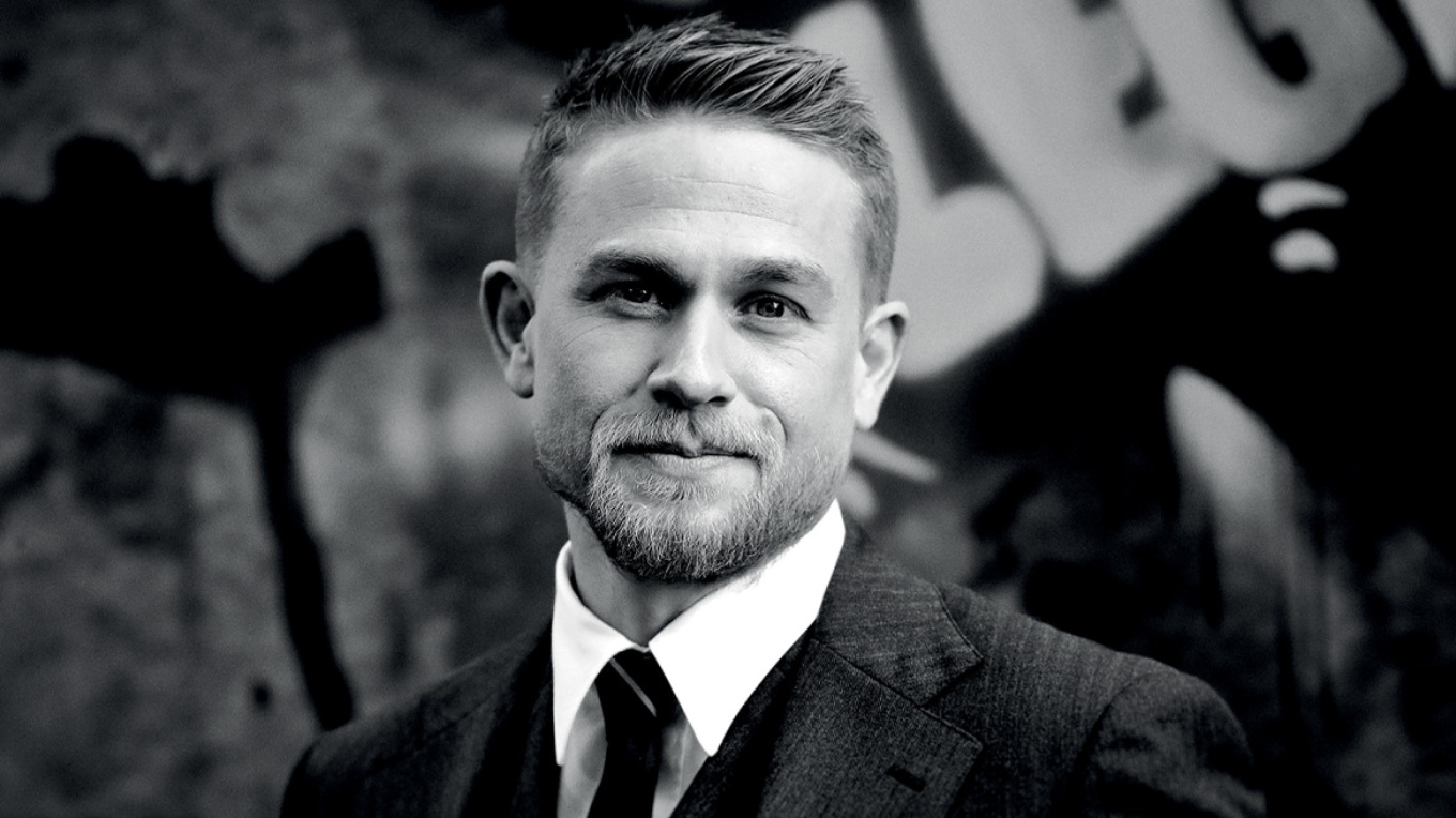 Ο Εντ Γκιν είναι ίσως ένας από τους καλύτερους ρόλους της μακράς καριέρας του Τσάρλι Χάναμ