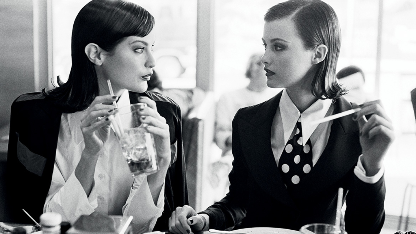 H αθωότητα των 90s στον φακό της Pamela Hanson