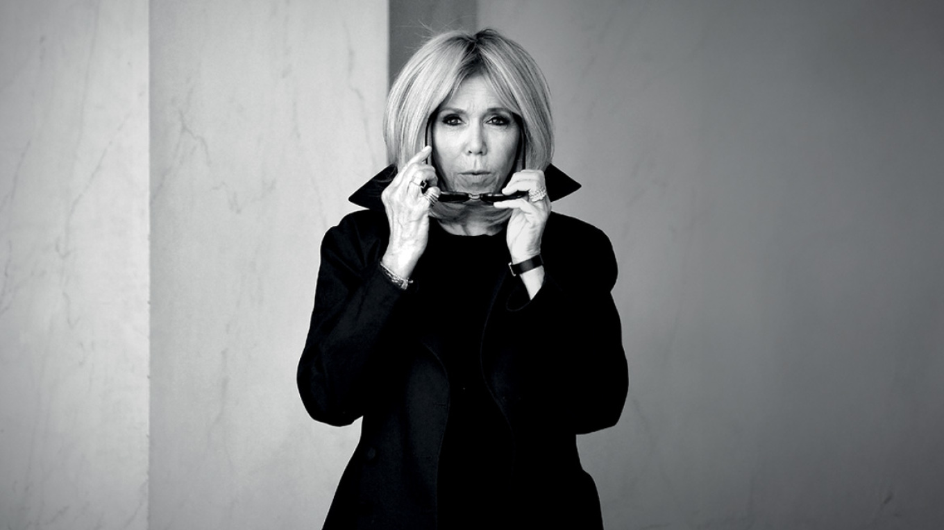 Η ανατομία ενός σκανδάλου: Γιατί οι Γάλλοι έφτασαν να αναρωτιούνται αν η Μπριζίτ Μακρόν είναι... άντρας