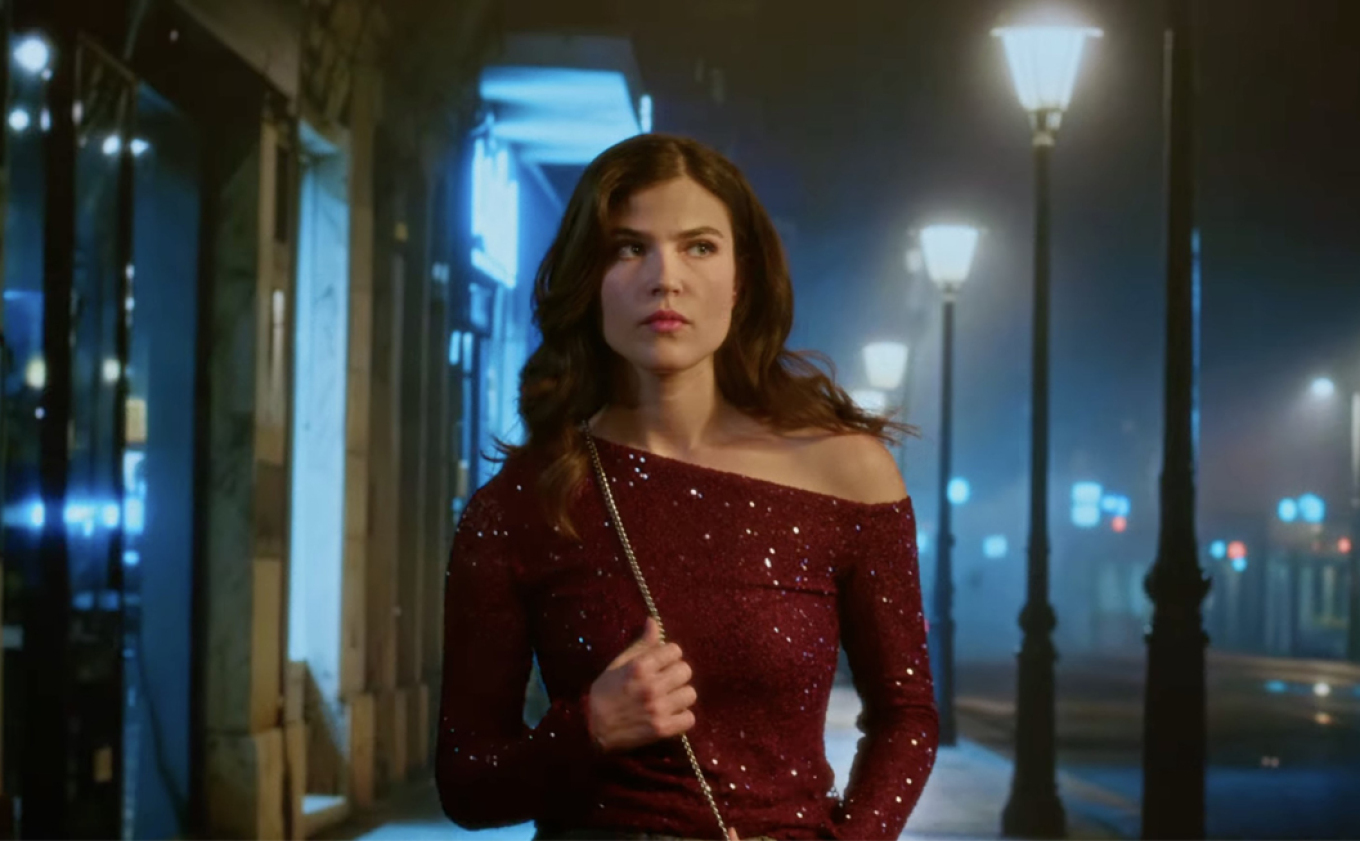 ΔΕΗ: Φως στο φόβο των γυναικών στις νυχτερινές μετακινήσεις