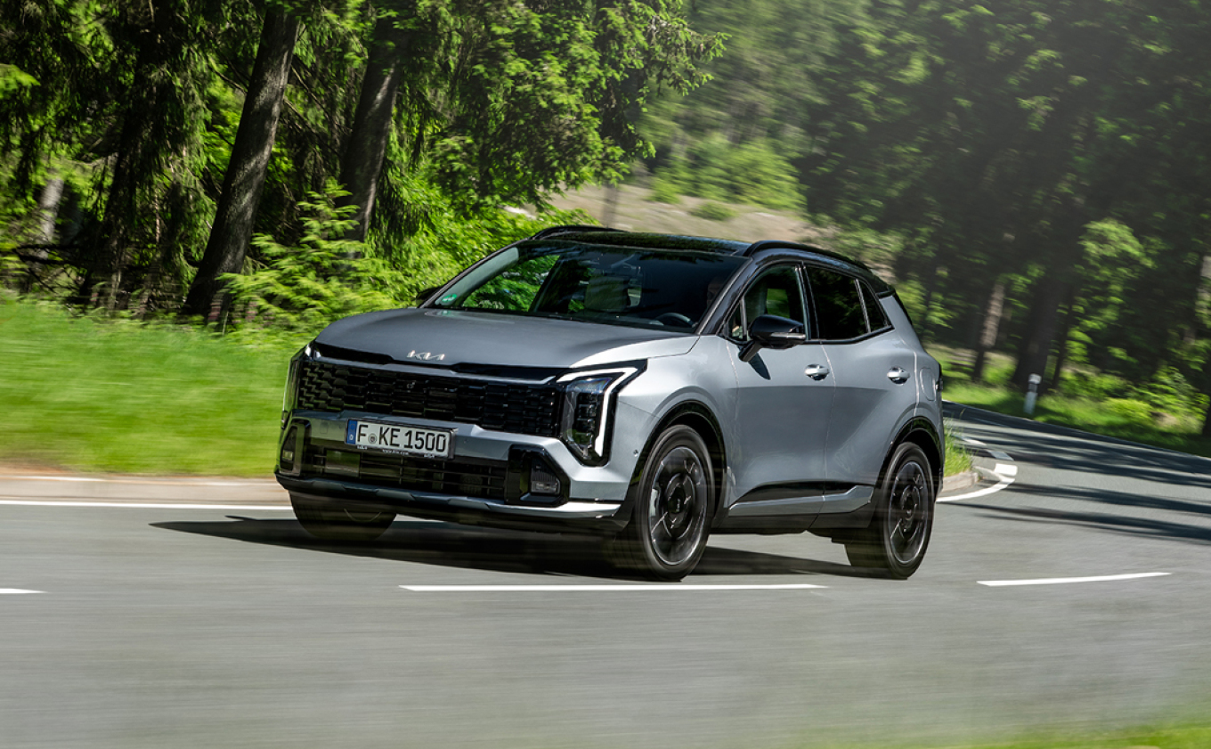 KIA Sportage HEV: Το full υβριδικό SUV που αναβαθμίζει την καθημερινότητα — και το στυλ σου.