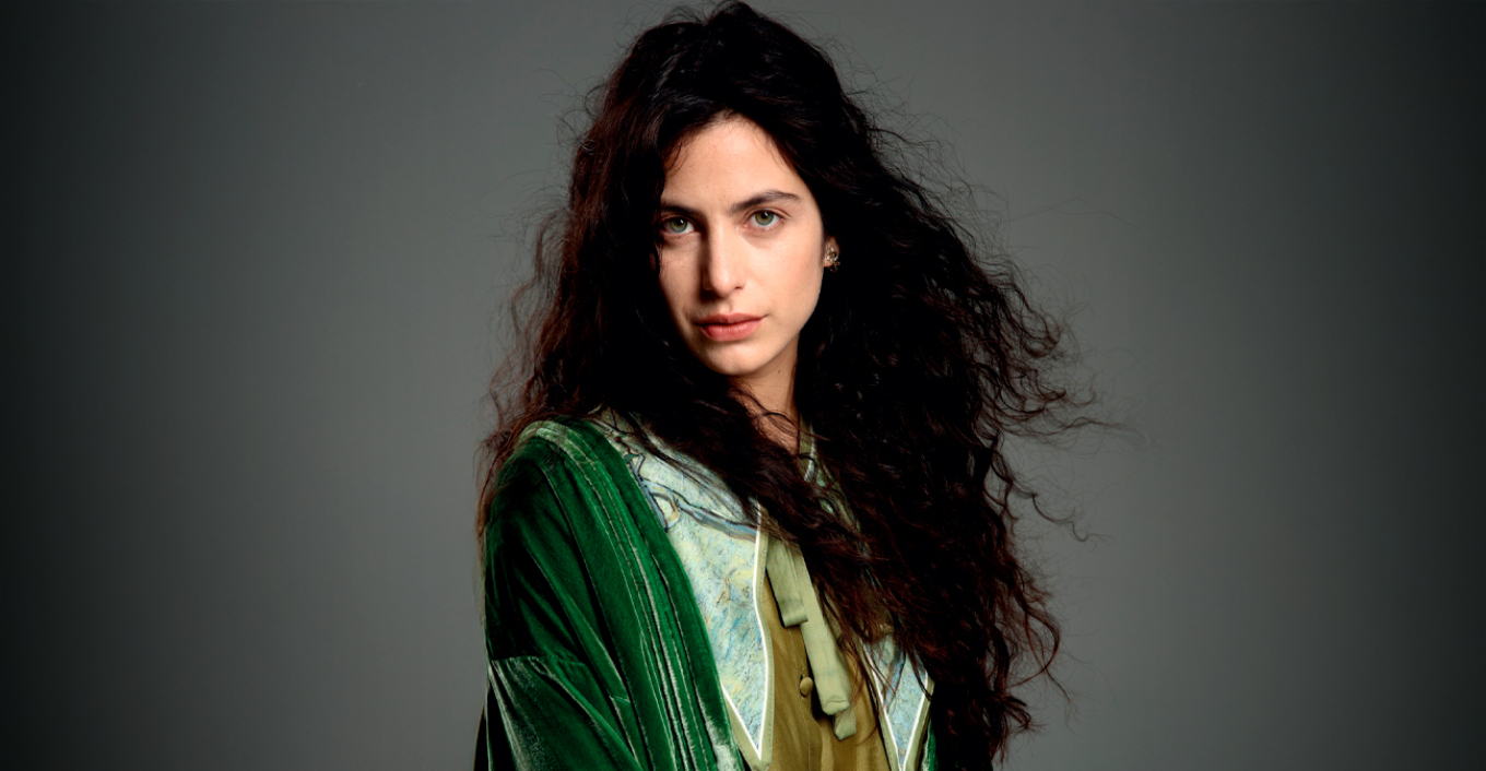 Φωτεινή Πελούζο: Η καταγωγή από τη Θήβα, η πιο δύσκολη ελληνική λέξη και η αγαπημένη της σκηνή στη «Μεγάλη Χίμαιρα»