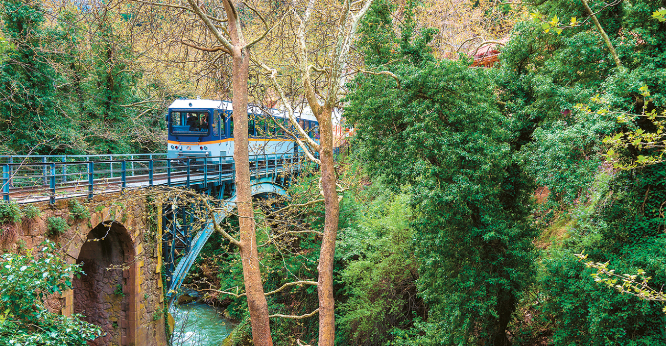 130 χρόνια Οδοντωτός: Το τεχνικό θαύμα του 1896 σε κρίσιμη στροφή - Οι ράγες «νοσούν», αναστάτωση και αντιδράσεις