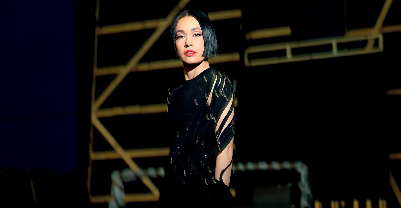 Η Μιράντα Μακρυνιώτη στον κόσμο της «Άννας Μπολένα»