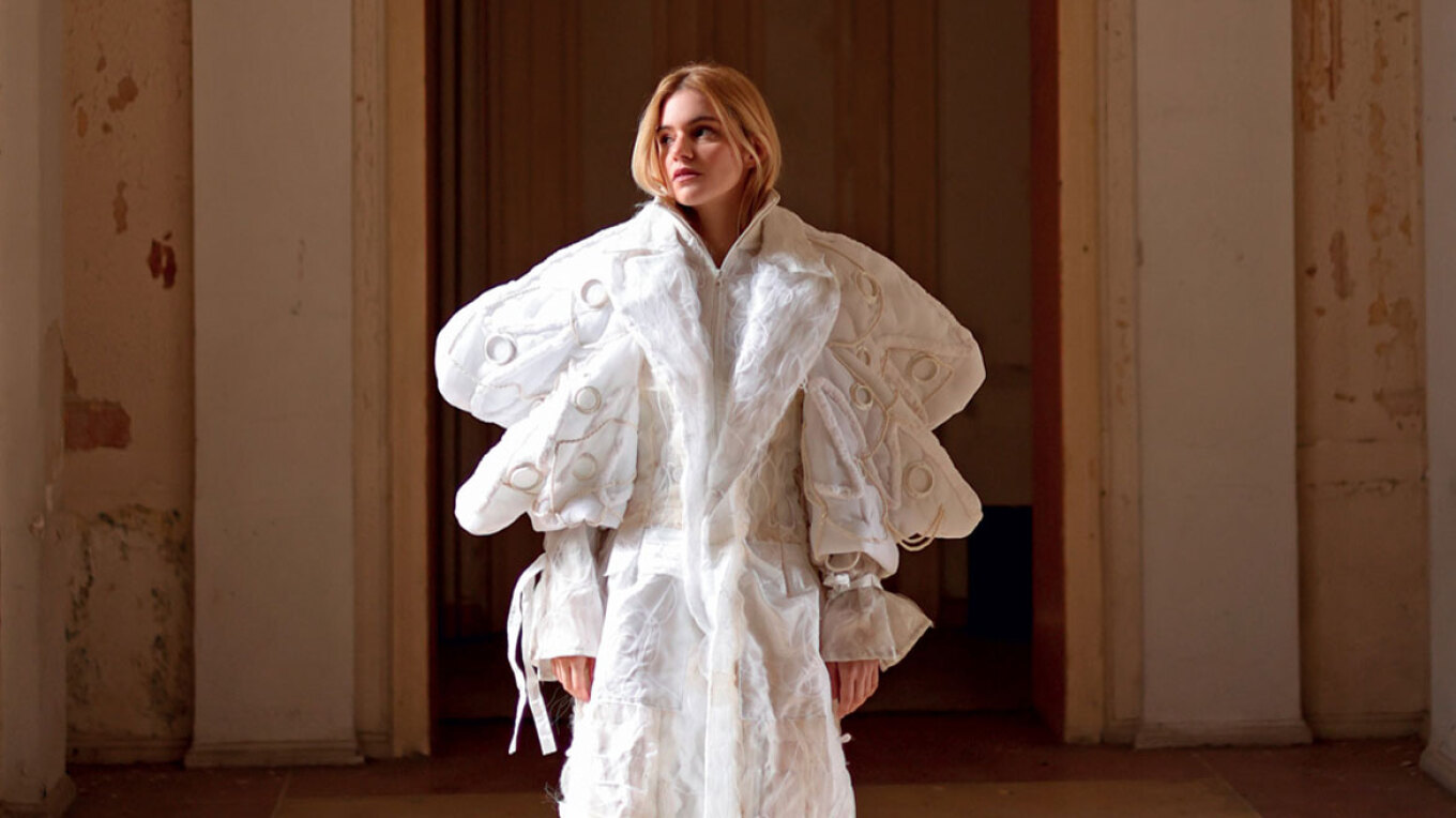 Νατάσα Εξηνταβελώνη: Δεν έχω ναρκισσιστικές τάσεις, γιατί έχω Περιστεριώτες φίλους που με γειώνουν