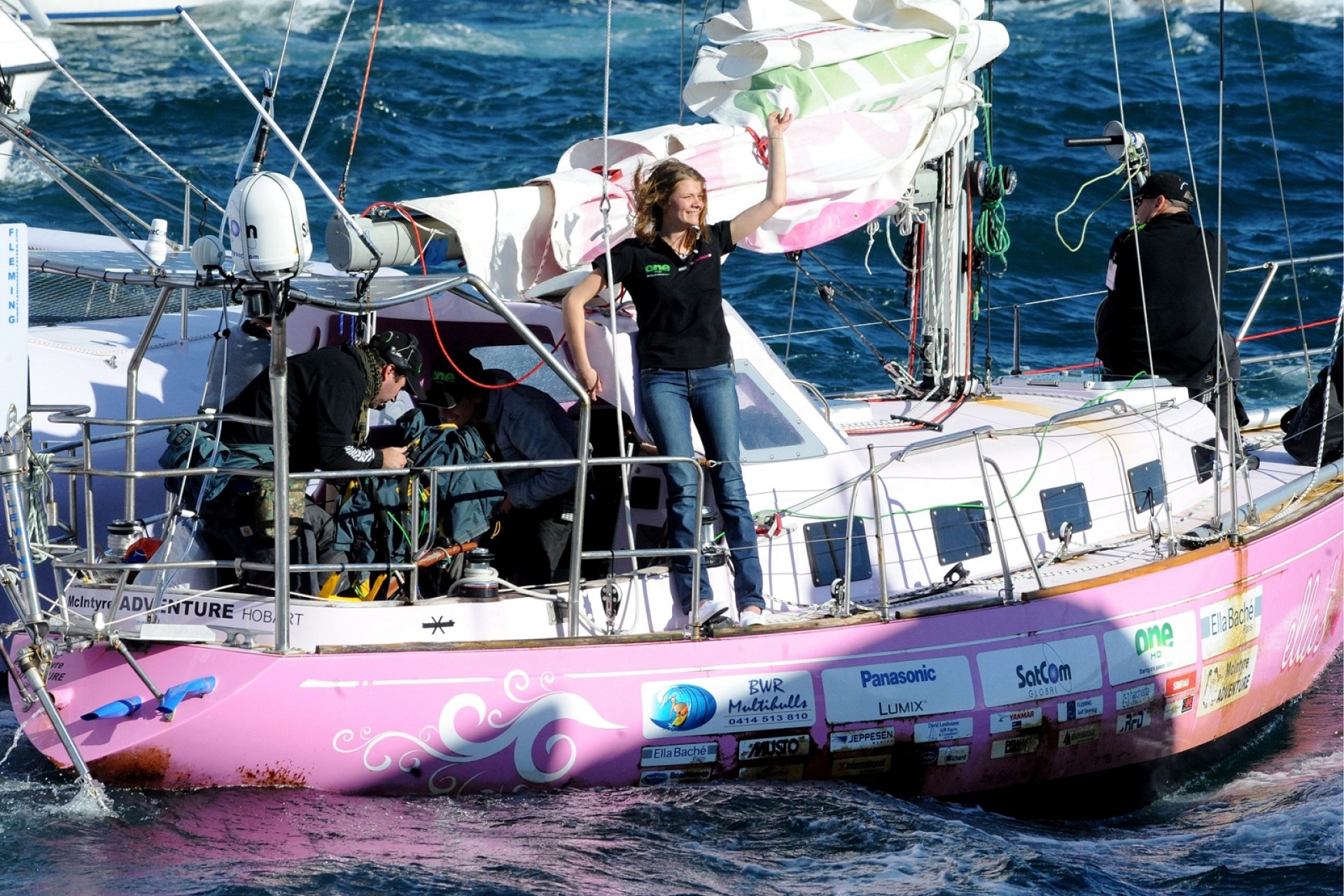 Τζέσικα Γουάτσον: Η συγκλονιστική ιστορία της 16χρονης που ταξίδεψε μόνη της με ιστιοφόρο σε όλο τον κόσμο