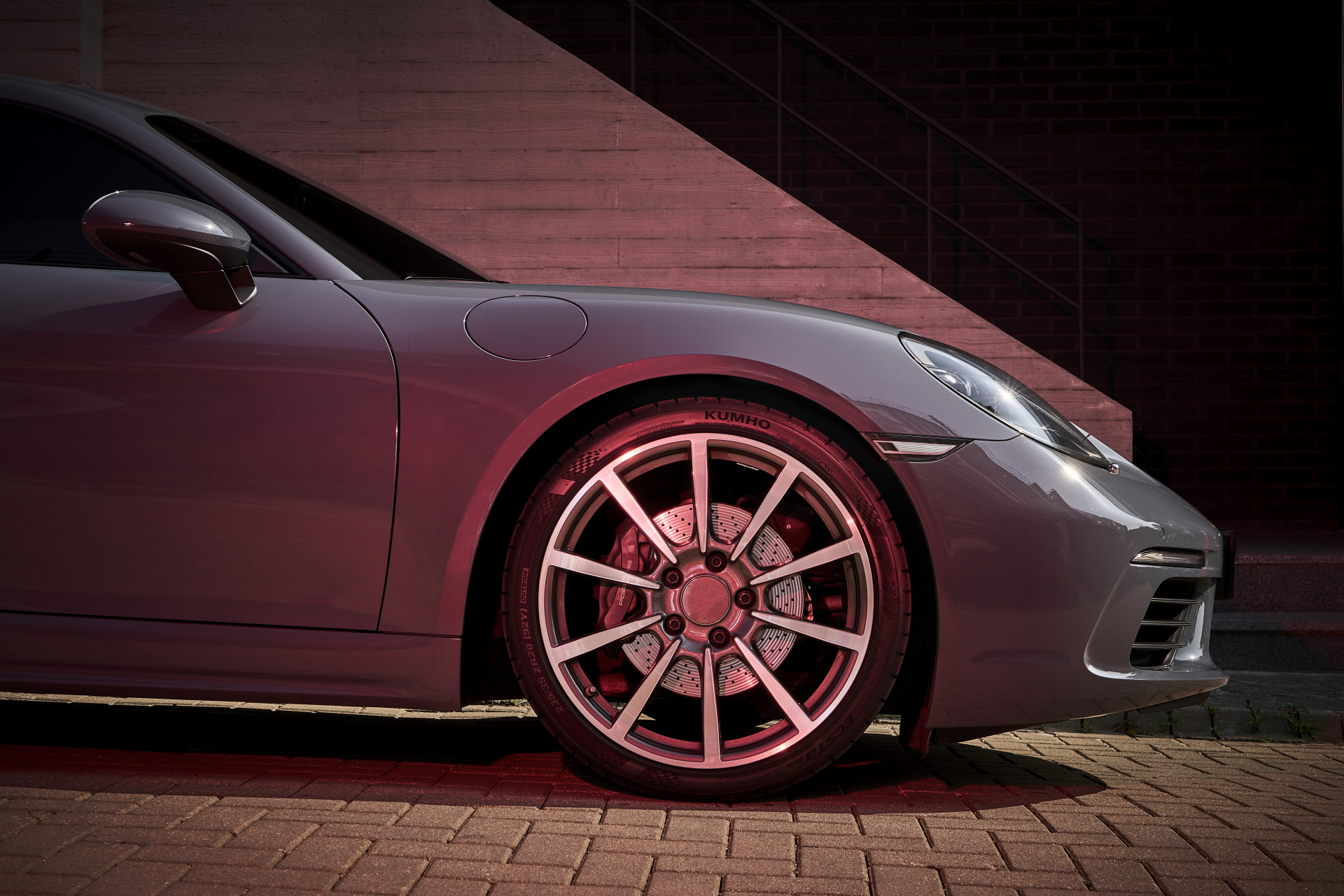  Υπεροχή σε κάθε οδόστρωμα και με κάθε καιρό