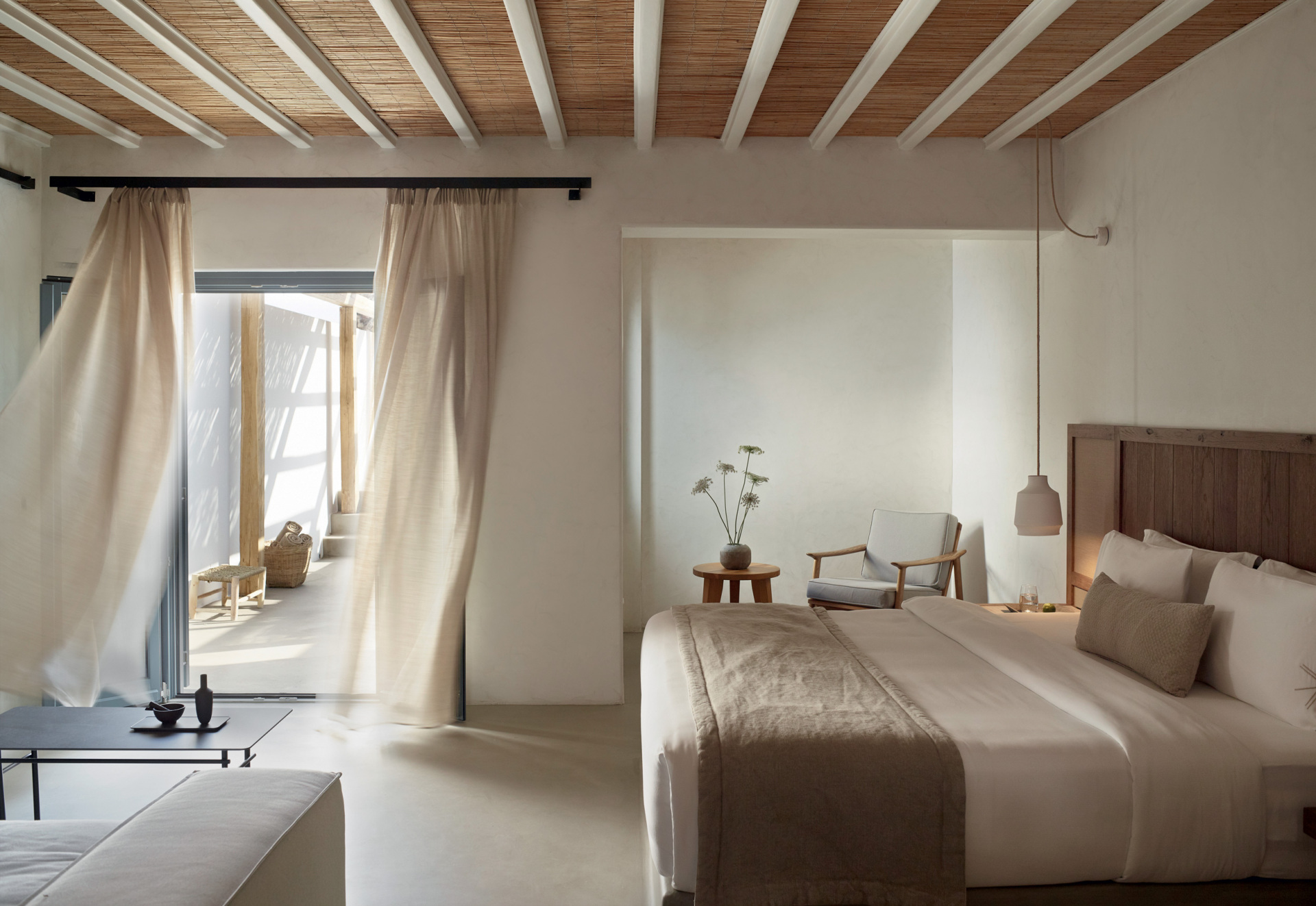 Βαγγέλης Πατεράκης: Τα resorts του παραδείσου στον φακό του 