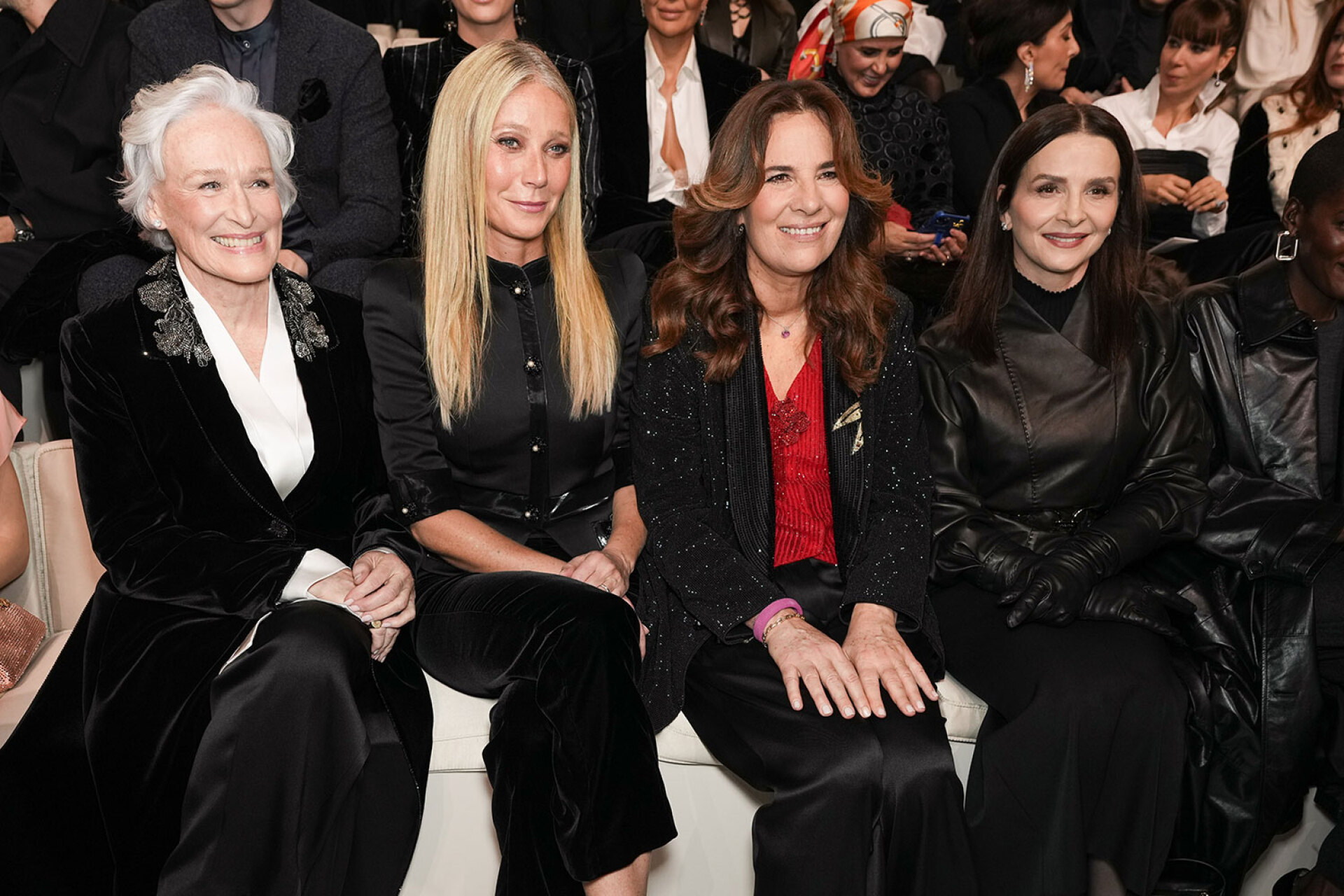 Paris Haute Couture 2024: Η extravaganza της μόδας