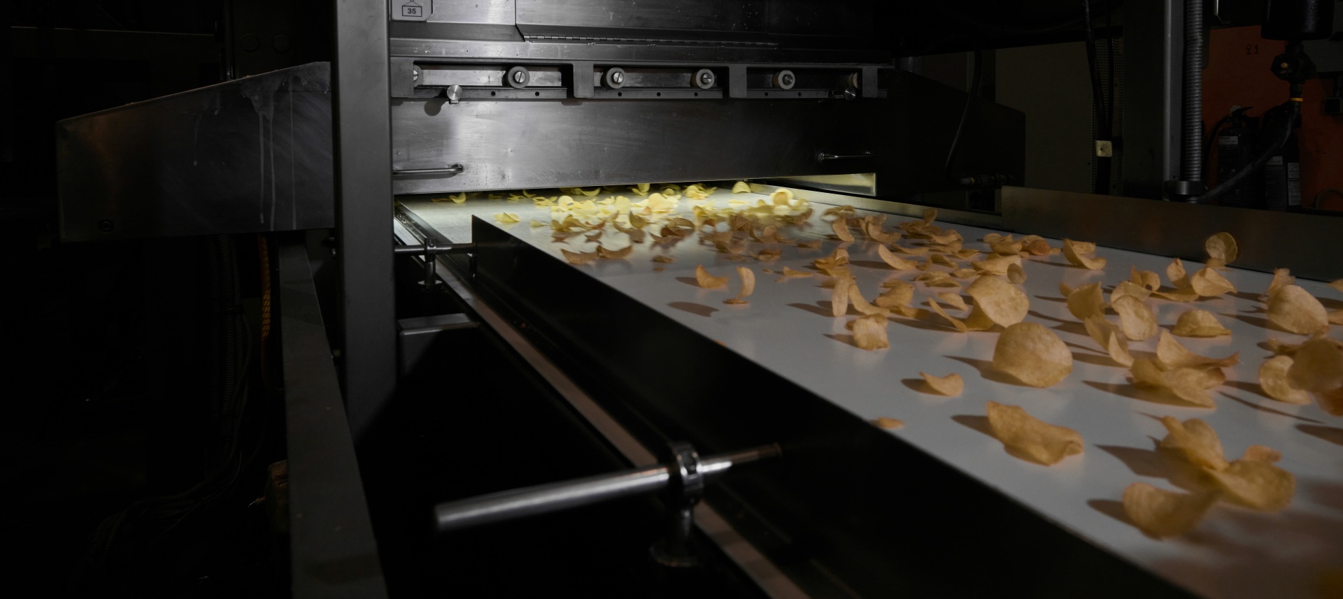 Tsakiris Chips: Τα πατατάκια που έχουν κερδίσει μια θέση στην καρδιά μας εδώ και 70 χρόνια