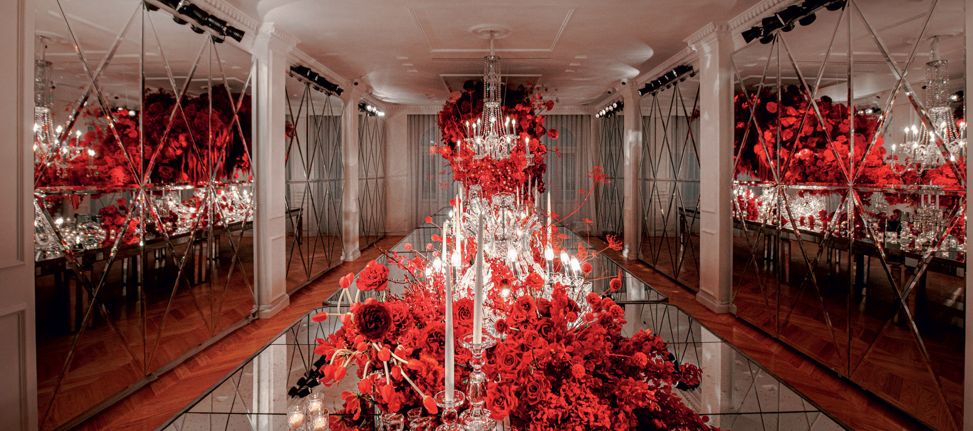 Συμβουλές για το γιορτινό τραπέζι από την event planner Βανέσα Σουραβλιά