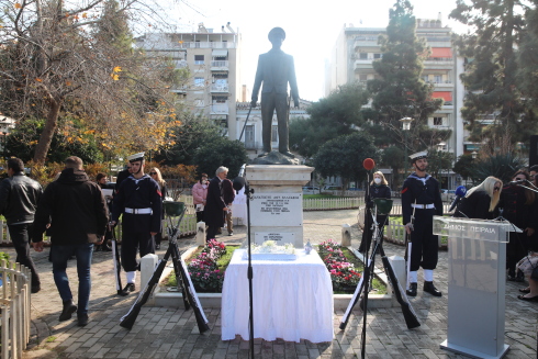 Ίμια: Μνημόσυνο για τα 27 χρόνια από τον θάνατο του αντιναύαρχου Παναγιώτη Βλαχάκου
