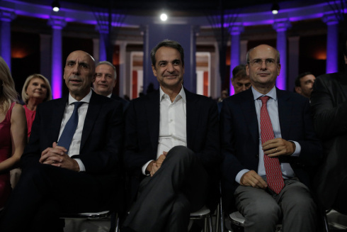 Εκδήλωση Μπρατάκου για τις εκλογές του ΕΒΕΑ - Το «παρών» έδωσαν Μητσοτάκης και υπουργοί