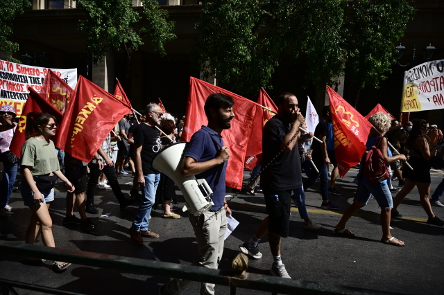 ΑΔΕΔΥ: Στάση εργασίας των δημοσίων υπαλλήλων στην Αττική σήμερα Τρίτη 4 Φεβρουαρίου