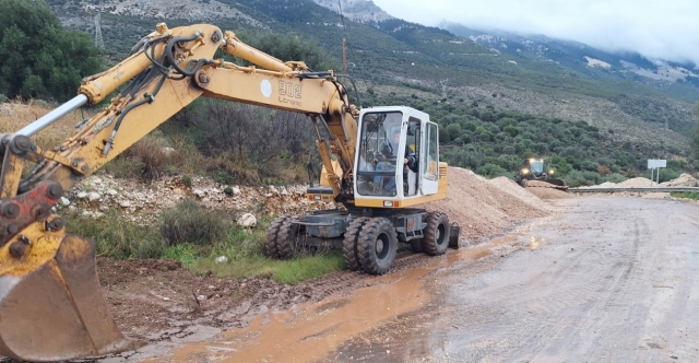 Κεφαλονιά: Προβλήματα προκάλεσε η κακοκαιρία – Πλημμύρισαν σπίτια στην Περατάτα