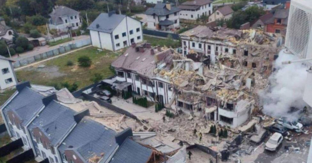 Ρωσικό σφυροκόπημα στο Κίεβο - Ένας από τους μεγαλύτερους αεροπορικούς βομβαρδισμούς από την έναρξη του πολέμου, δείτε βίντεο