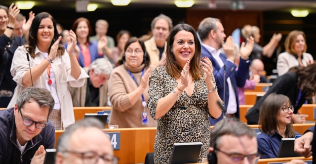 Ψήφος δια πληρεξουσίου για γυναίκες ευρωβουλευτές πριν και μετά τον τοκετό