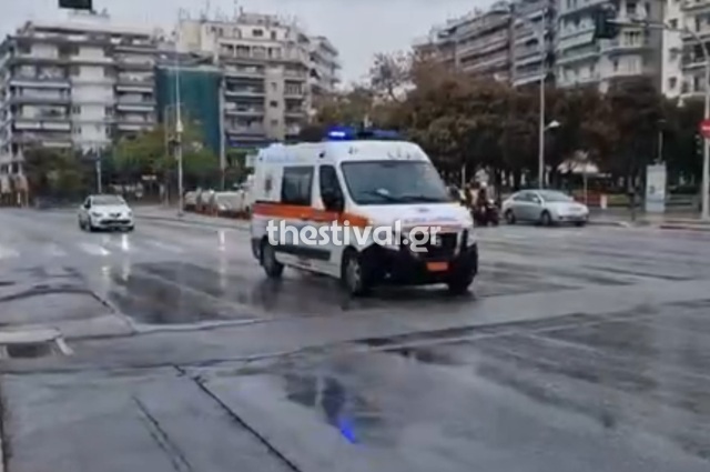 Θεσσαλονίκη: «Γέφυρα ζωής» από την ΕΛΑΣ για τη μεταφορά βρέφους από τα Ιωάννινα στο Ιπποκράτειο - Δείτε βίντεο