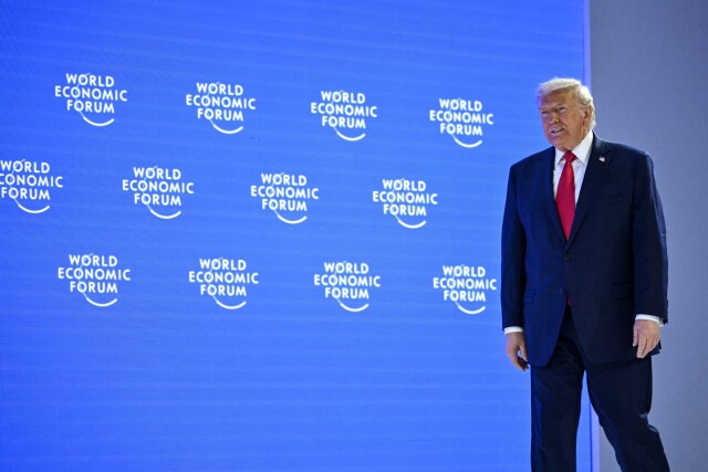 Politico: H &Epsilon;&upsilon;&rho;ώ&pi;&eta; &pi;&alpha;&rho;&alpha;&delta;έ&chi;&epsilon;&tau;&alpha;&iota; ό&tau;&iota; &omicron; &Tau;&rho;&alpha;&mu;&pi; &delta;&epsilon;&nu; &epsilon;ί&nu;&alpha;&iota; &mu;&epsilon; &tau;&omicron; &mu;έ&rho;&omicron;&sigmaf; &tau;&eta;&sigmaf; - &laquo;&Tau;&omicron; &alpha;&mu;&epsilon;&rho;&iota;&kappa;&alpha;&nu;&iota;&kappa;ό ό&nu;&epsilon;&iota;&rho;ό &mu;&alpha;&sigmaf; έ&chi;&epsilon;&iota; &pi;&epsilon;&theta;ά&nu;&epsilon;&iota;&raquo;