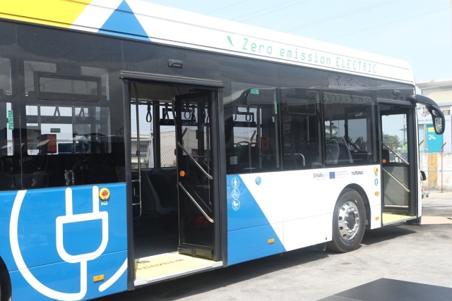 &Phi;&upsilon;&lambda;ά&kappa;&iota;&sigma;&eta; &epsilon;&nu;ό&sigmaf; έ&tau;&omicron;&upsilon;&sigmaf; &mu;&epsilon; &alpha;&nu;&alpha;&sigma;&tau;&omicron;&lambda;ή &sigma;&epsilon; &tau;&rho;ί&alpha; ά&tau;&omicron;&mu;&alpha; &pi;&omicron;&upsilon; έ&sigma;&pi;&alpha;&sigma;&alpha;&nu; &tau;&zeta;ά&mu;&iota;&alpha; &alpha;&pi;ό &pi;&alpha;&rho;&omicron;&pi;&lambda;&iota;&sigma;&mu;έ&nu;&omicron; &lambda;&epsilon;&omega;&phi;&omicron;&rho;&epsilon;ί&omicron; &tau;&omicron;&upsilon; &Omicron;&Alpha;&Sigma;&Theta;