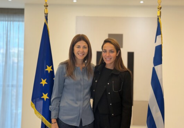 Στο επίκεντρο στέγαση φοιτητών και σχολικά γεύματα στη συνάντηση Ζαχαράκη - Μιχαηλίδου