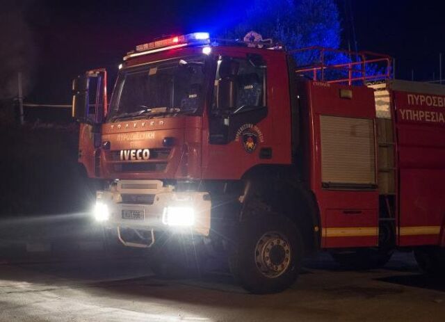 Υπό έλεγχο η φωτιά στο Βελανίδι Ηλείας