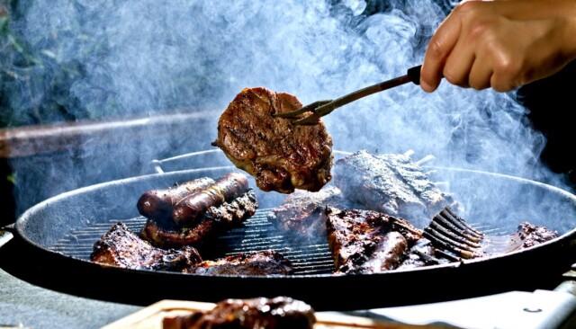 &Tau;&iota; &epsilon;ί&nu;&alpha;&iota; &eta; &Tau;&sigma;&iota;&kappa;&nu;&omicron;&pi;έ&mu;&pi;&tau;&eta; &kappa;&alpha;&iota; &tau;&iota; &sigma;&upsilon;&mu;&beta;&omicron;&lambda;ί&zeta;&epsilon;&iota;