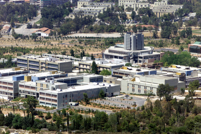 Περιφέρεια Αττικής: Σχεδόν μισό εκατομμύριο ευρώ σε έργα προσβασιμότητας από ΑμεΑ στην Πολυτεχνειούπολη Ζωγράφου