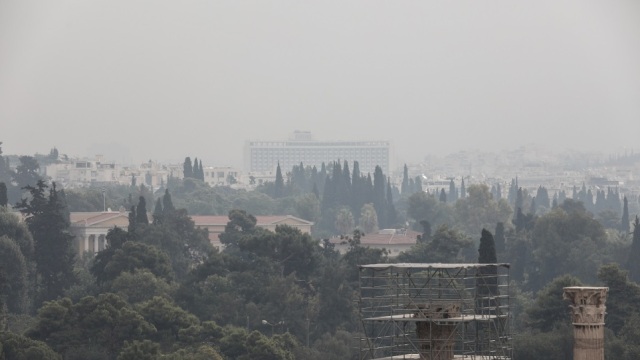 Οι επικίνδυνες επιπτώσεις των πυρκαγιών στην υγεία – Τι πρέπει να προσέχουν οι ευπαθείς ομάδες