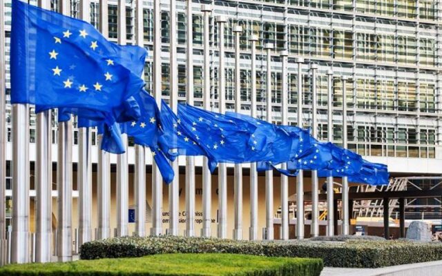 Κομισιόν: Είμαστε κοντά σε συμφωνία με τις ΗΠΑ για τους εμπορικούς δασμούς