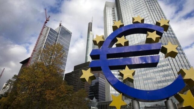 ΕΚΤ: Αμετάβλητα στο 2,5% τα επιτόκια – Ανοικτός ο δρόμος για νέα αύξηση τον Δεκέμβριο | Επικαιρότητα στο LivePress.gr