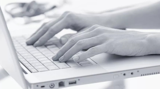 Ψηφιακή κάρτα εργασίας: Σε ποιους κλάδους και επιχειρήσεις θα εφαρμοστεί από τη Δευτέρα