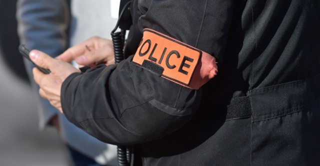 ΓΑΛΛΙΑ: ΜΑΘΗΤΗΣ ΜΑΧΑΙΡΩΣΕ ΚΑΙ ΤΡΑΥΜΑΤΙΣΕ ΣΟΒΑΡΑ ΤΗΝ ΚΑΘΗΓΗΤΡΙΑ ΤΟΥ