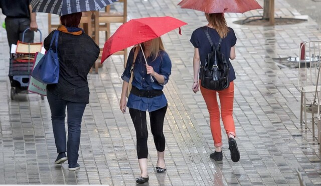 Άστατος ο καιρός έως το τέλος της εβδομάδας με βροχές και καταιγίδες - Πότε και πού θα είναι έντονα τα φαινόμενα