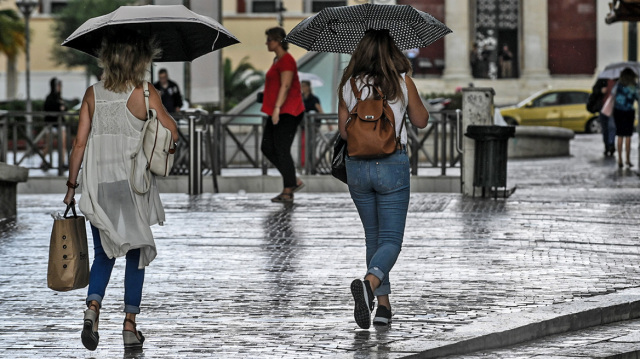 Έρχεται κακοκαιρία από αύριο με καταιγίδες και στην Αττική - Για έντονα φαινόμενα προειδοποιεί ο Μαρουσάκης