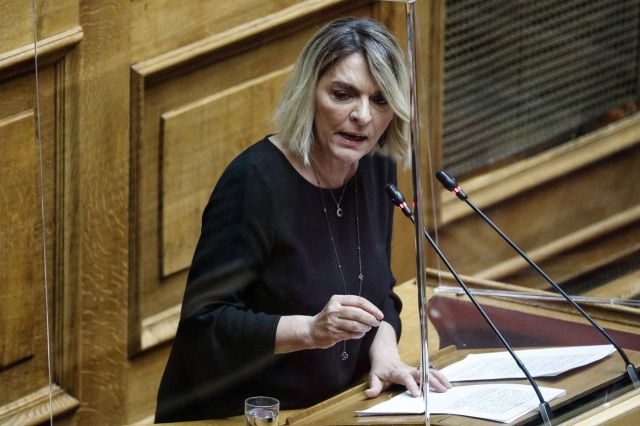 Live &alpha;&pi;ό &tau;&eta; &Beta;&omicron;&upsilon;&lambda;ή &eta; &sigma;&upsilon;&zeta;ή&tau;&eta;&sigma;&eta; &gamma;&iota;&alpha; &tau;&omicron; &Kappa;&rho;ά&tau;&omicron;&sigmaf; &Delta;&iota;&kappa;&alpha;ί&omicron;&upsilon;, &sigma;&tau;&omicron; &beta;ή&mu;&alpha; &eta; &Pi;έ&tau;&eta; &Pi;έ&rho;&kappa;&alpha;