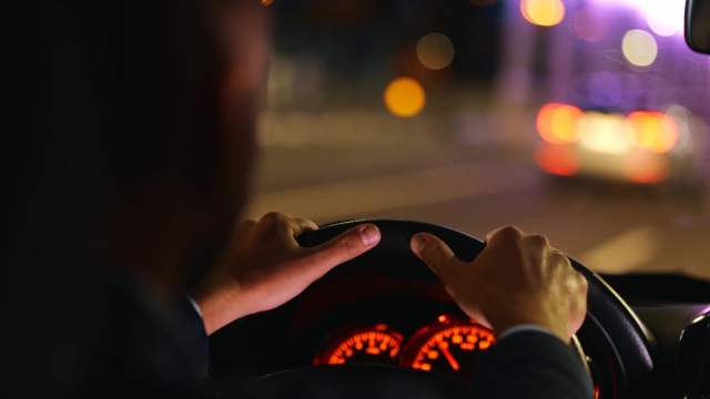 Οι οδηγοί άνω των 65 ετών εμπλέκονται σε τροχαία κατά 16,6% και οι οδηγοί άνω των 75 ετών κατά 8,6%