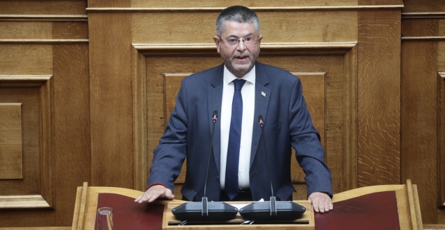 &Tau;&omicron; &pi;ό&theta;&epsilon;&nu; έ&sigma;&chi;&epsilon;&sigmaf; &tau;&omicron;&upsilon; &Pi;&alpha;ύ&lambda;&omicron;&upsilon; &Sigma;&alpha;&rho;ά&kappa;&eta;: &Epsilon;&pi;έ&nu;&delta;&upsilon;&sigma;&epsilon; &sigma;&epsilon; &alpha;&kappa;ί&nu;&eta;&tau;&alpha; &tau;&alpha; &chi;&rho;ή&mu;&alpha;&tau;&alpha; &omega;&sigmaf; &delta;&iota;&kappa;&eta;&gamma;ό&rho;&omicron;&sigmaf; &pi;&rho;&omicron;&sigma;&tau;&alpha;&tau;&epsilon;&upsilon;ό&mu;&epsilon;&nu;&omega;&nu; &mu;&alpha;&rho;&tau;ύ&rho;&omega;&nu; &gamma;&iota;&alpha; &tau;&eta; Novartis