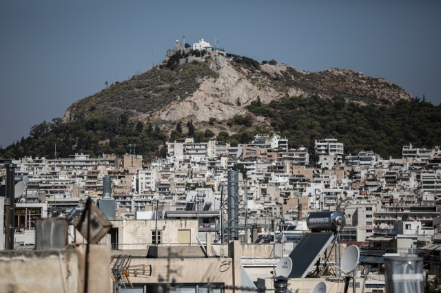 Κλείνει ο Λυκαβηττός από τα μεσάνυχτα λόγω πολύ υψηλού κινδύνου πυρκαγιάς