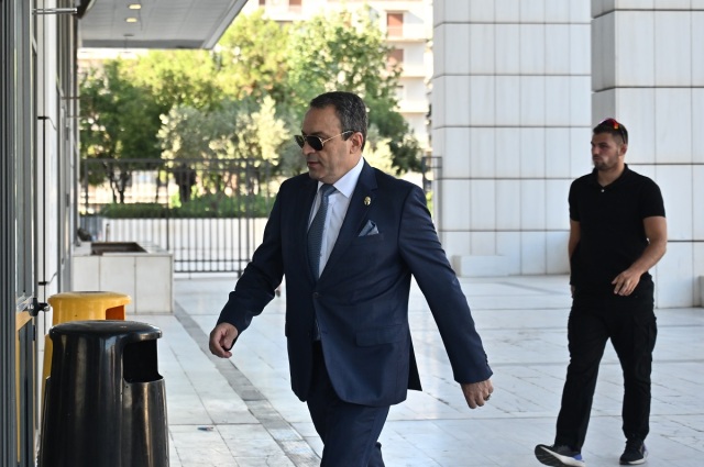 Δίκη για «Σπαρτιάτες»: Απαλλαγή για την εξαπάτηση εκλογέων πρότεινε η εισαγγελέας - «Δεν είναι καθοδηγούμενοι από τον Κασιδιάρη», είπε